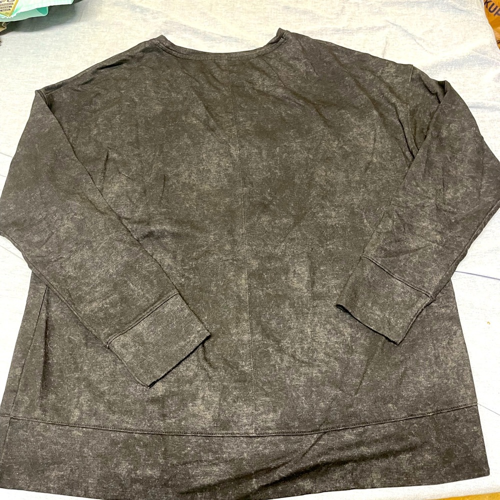 32 Heat Sweatshirt